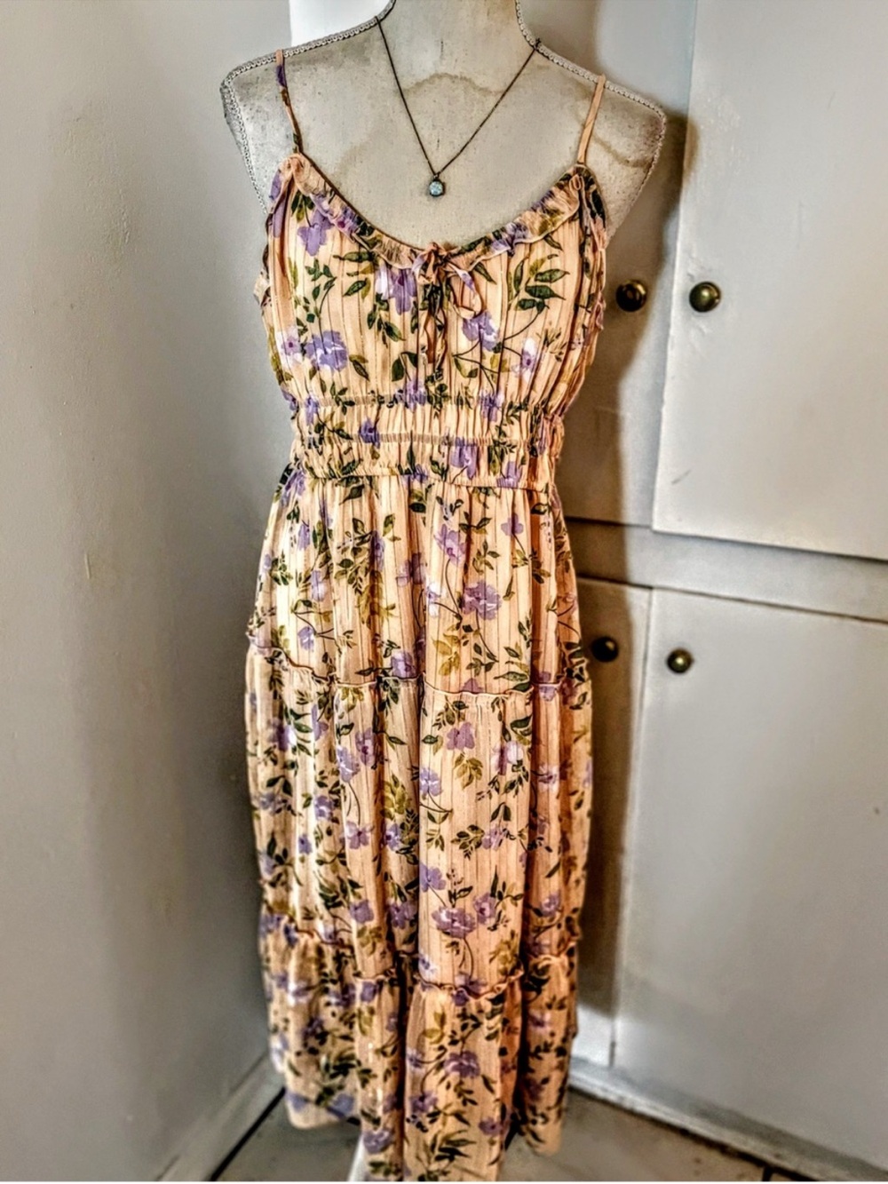 Light Peach/Purple Floral Midi Dress - Picture 11 of 12